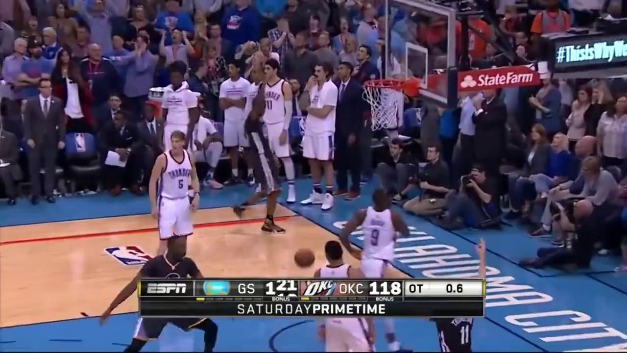 库里绝杀时刻，詹姆斯点燃赛场，关键时刻神级表现迎来胜利！