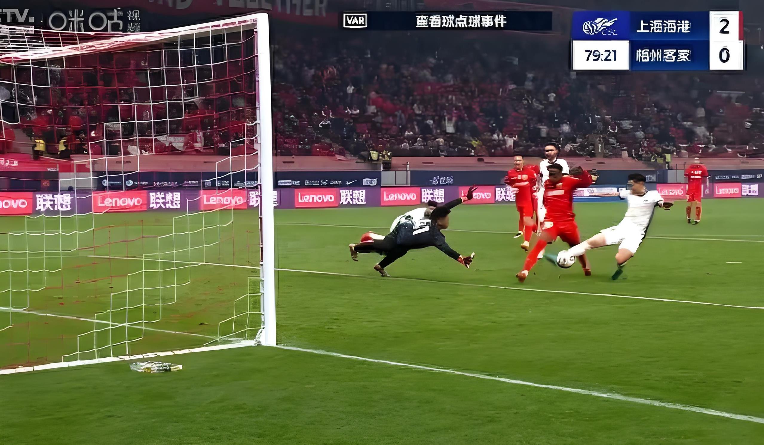 圣安东尼奥马刺首回合绝杀上海海港,武大靖砍下25记关键球,全场沸腾